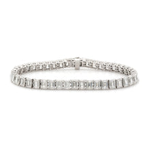 Load image into Gallery viewer, 15.13cts Emerald Cut Tennis Bracelet